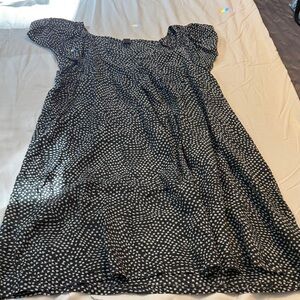 Old Navy Gray and White Polka Dot Dress